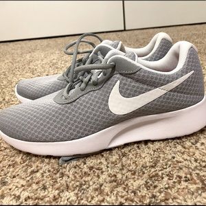 Nike Grey Tanjun Women’s Shoes